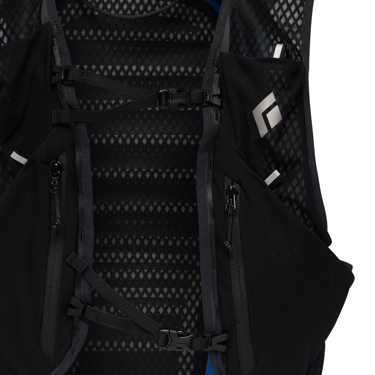 Distance 22 Backpack - Past Season