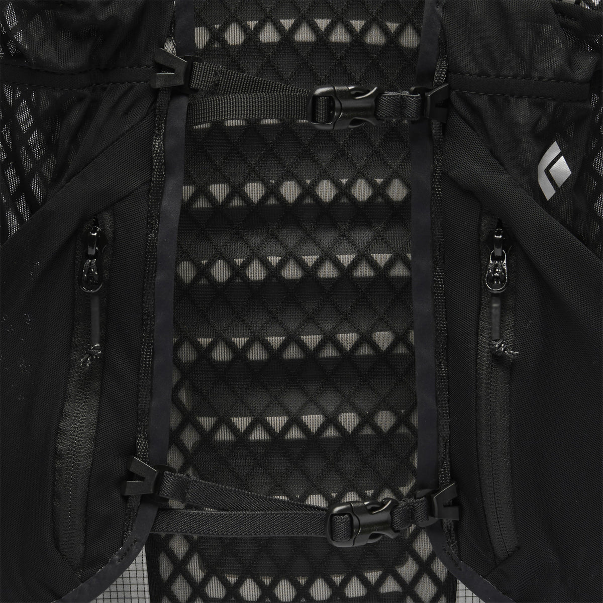 Women's Distance 8 Backpack