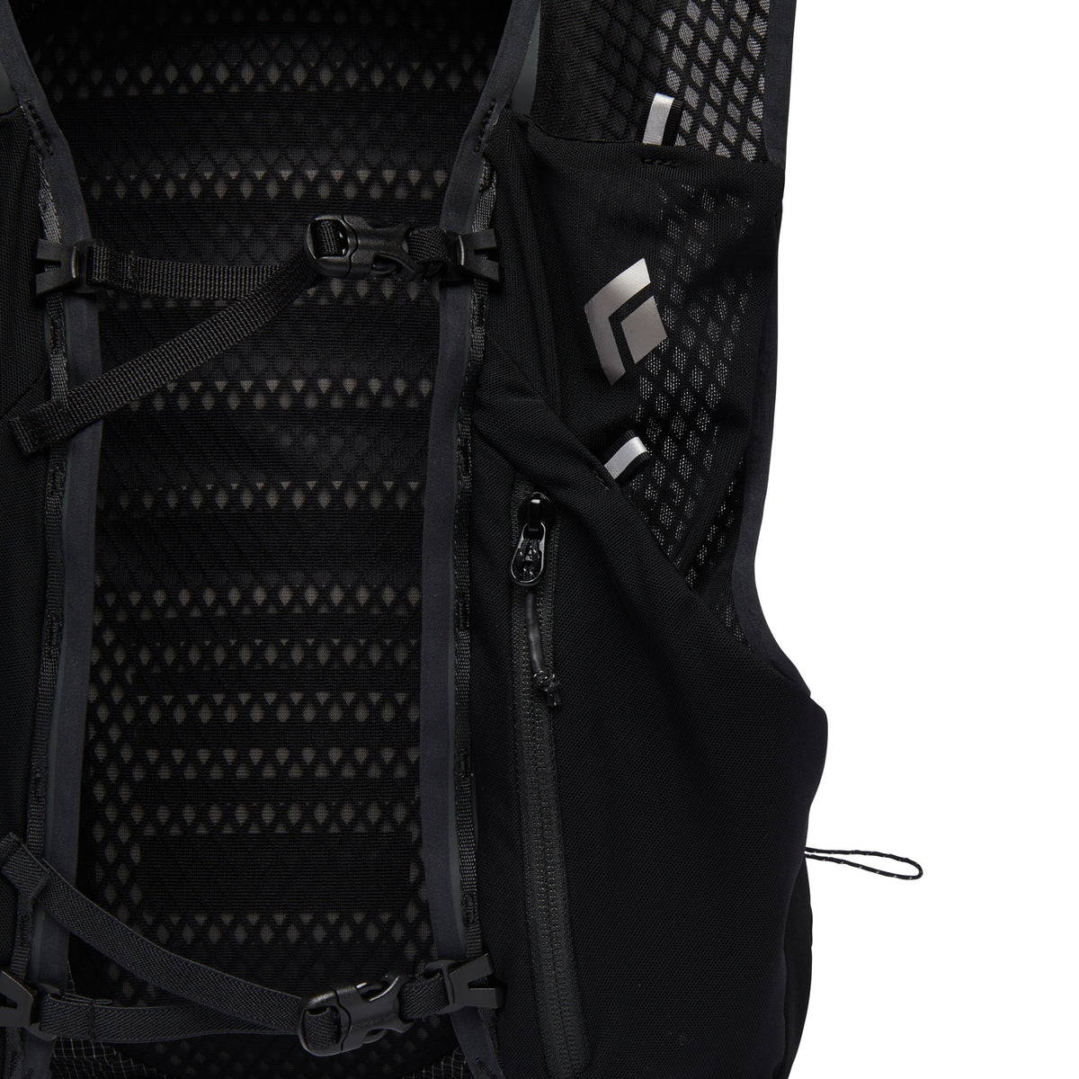 Distance 8 Backpack - Past Season
