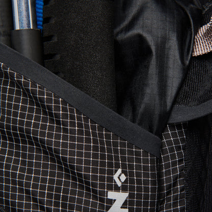 Distance 8 Backpack - Past Season