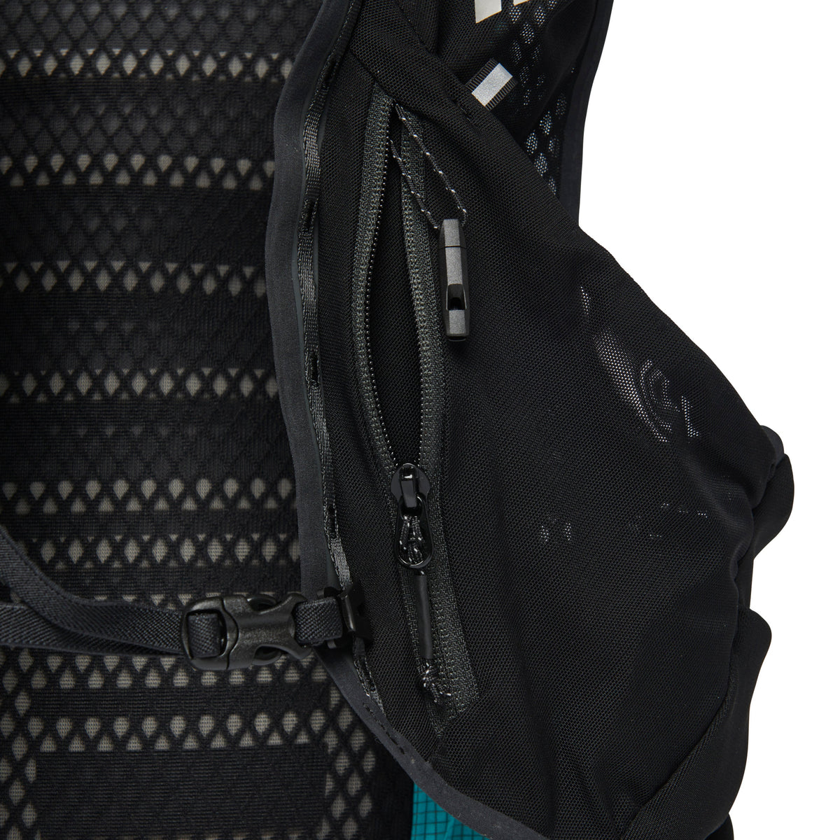 Women's Distance 8 Backpack - Past Season